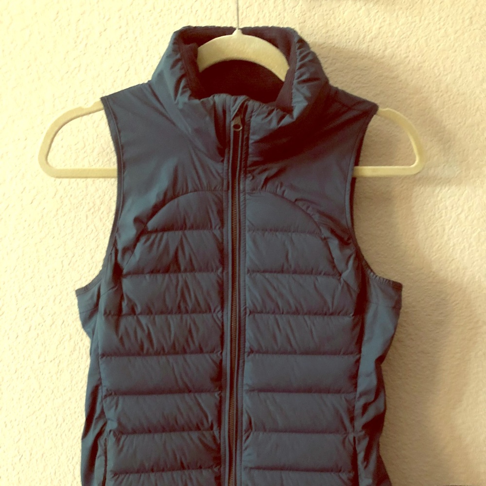 Lululemon jogging vets!